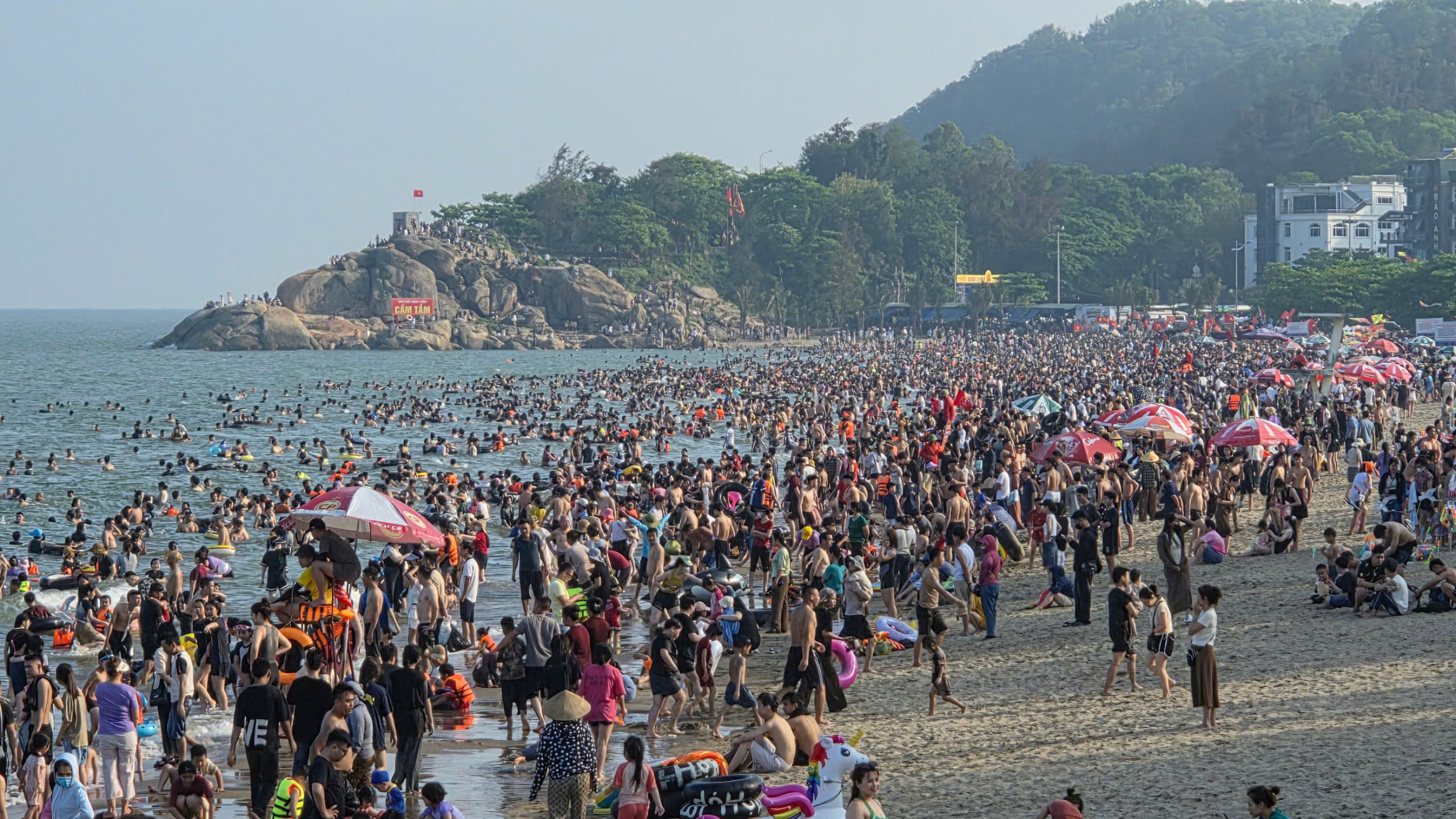 清化省成为富裕强大省份的突破环节
